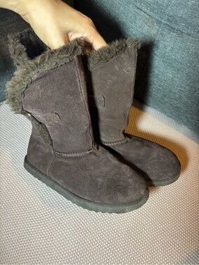 Circo Dark Brown Suede Shearling-Lined Winter Boots